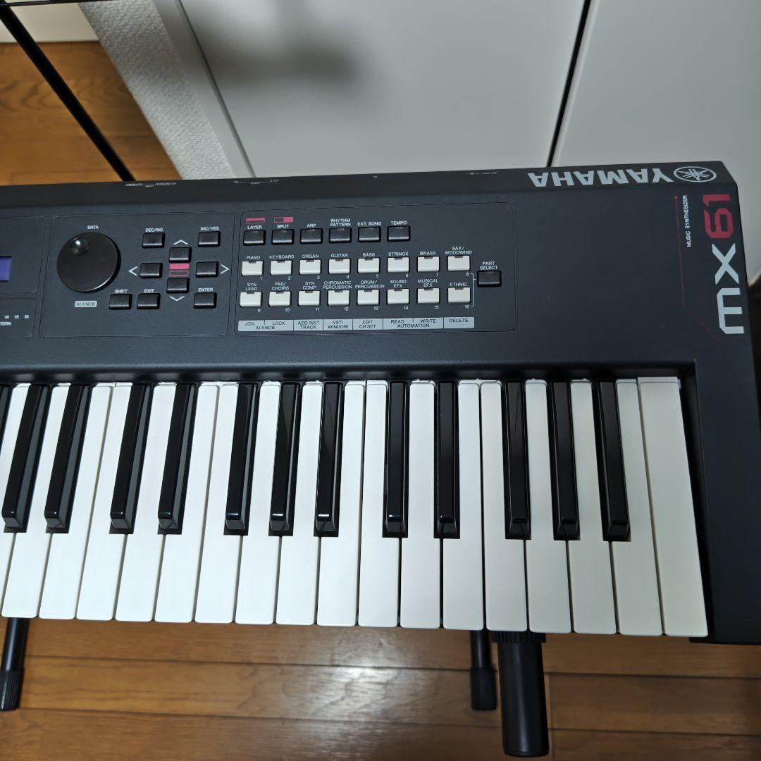 YAMAHA MX61 シンセサイザー 61鍵 動作良好 スタンド付 付属品多数