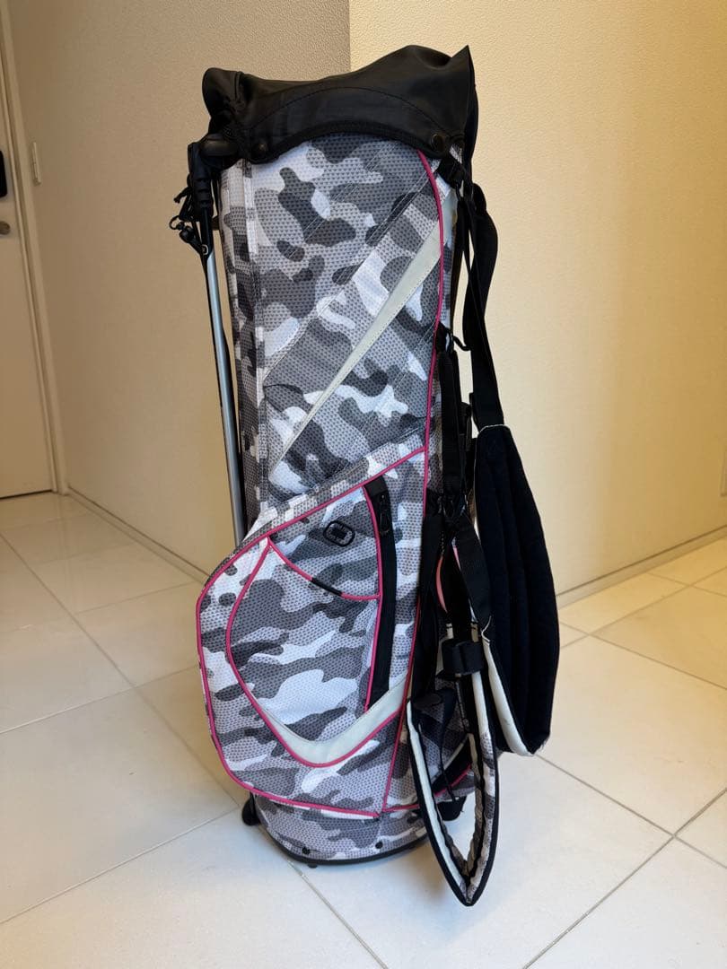 週末限定値下げ！　 OGIO スタンド式キャディバック　オジオ　キャディバック