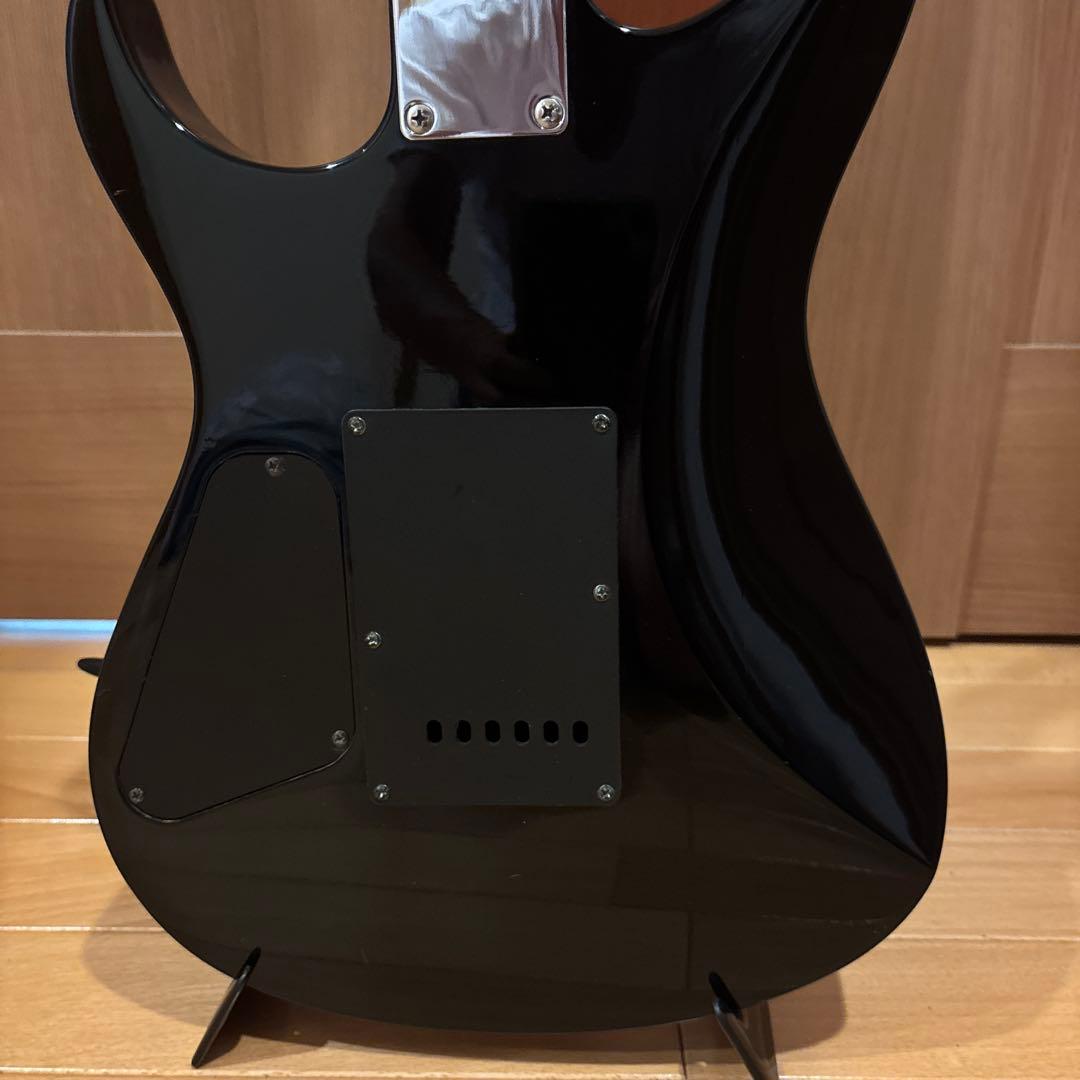 金ロゴ FERNANDES トレモロアーム付 新品弦張替済