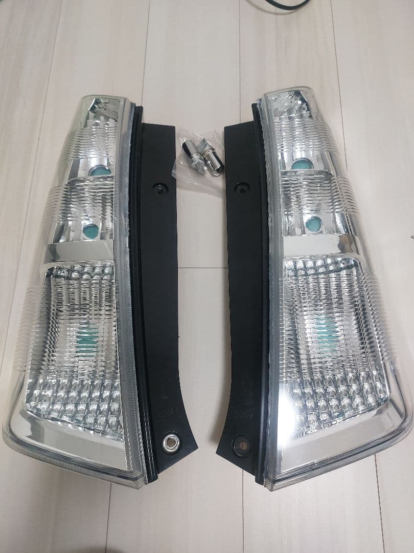 mh23 テールランプ　クリアテール　ワゴンR
