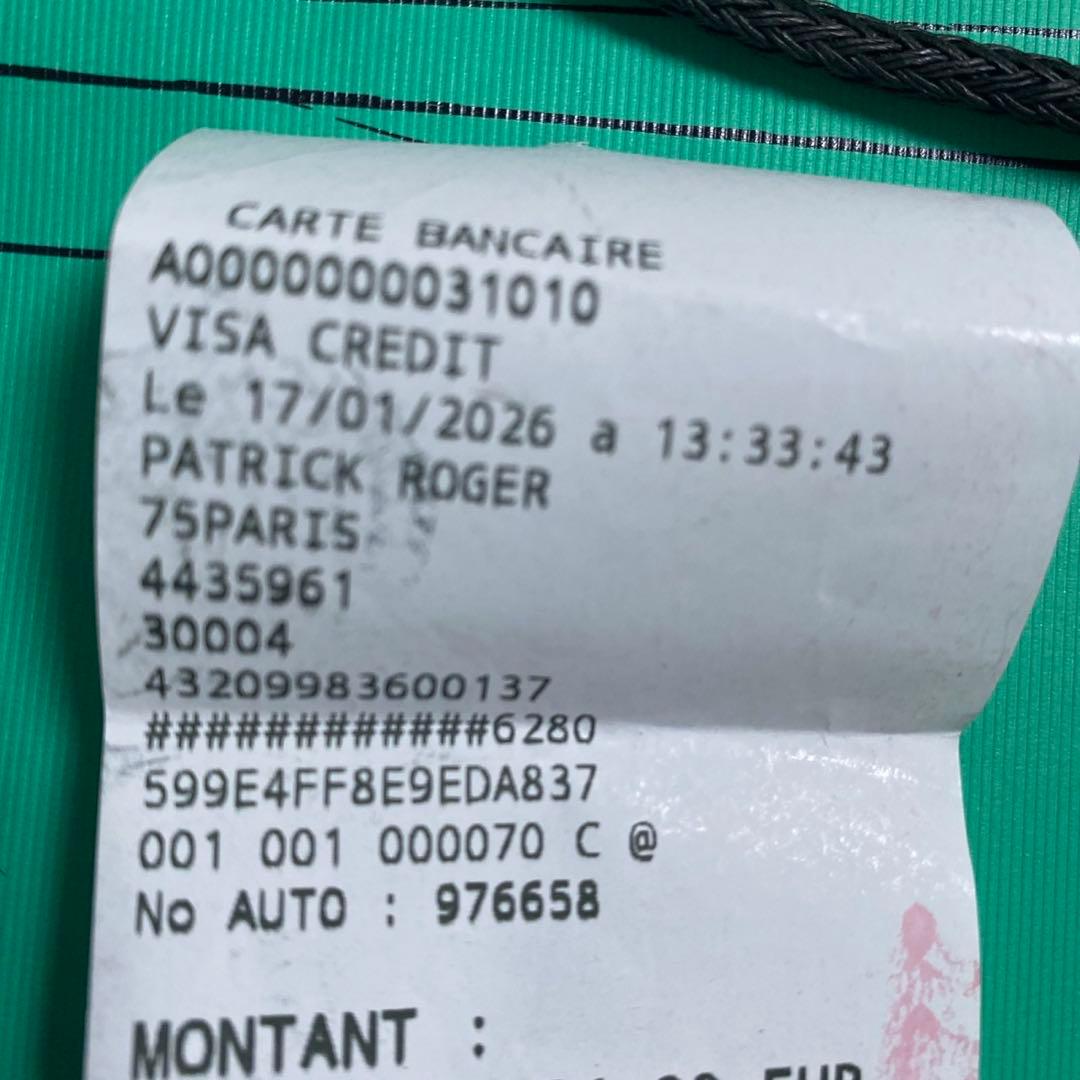 PATRICK ROGER プラリネ・ロシェ・アンスタンク・ノワール＆レ 16個