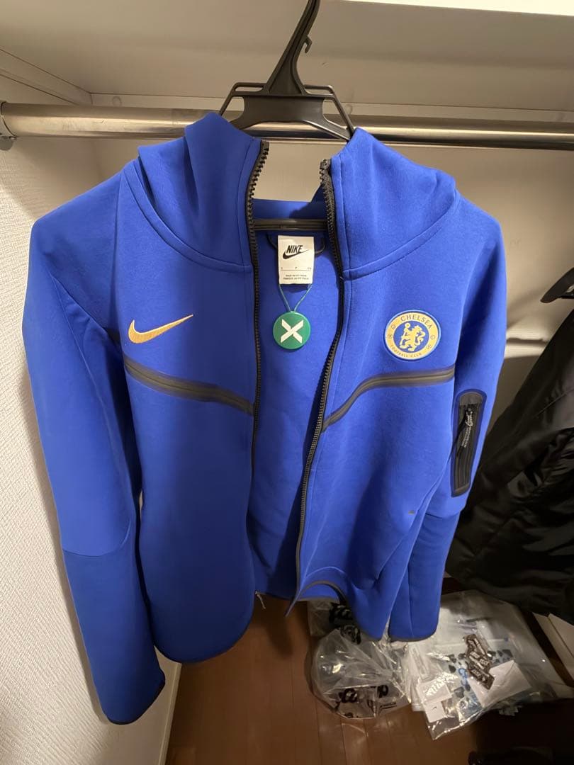 チェルシー NIKE テックフリース