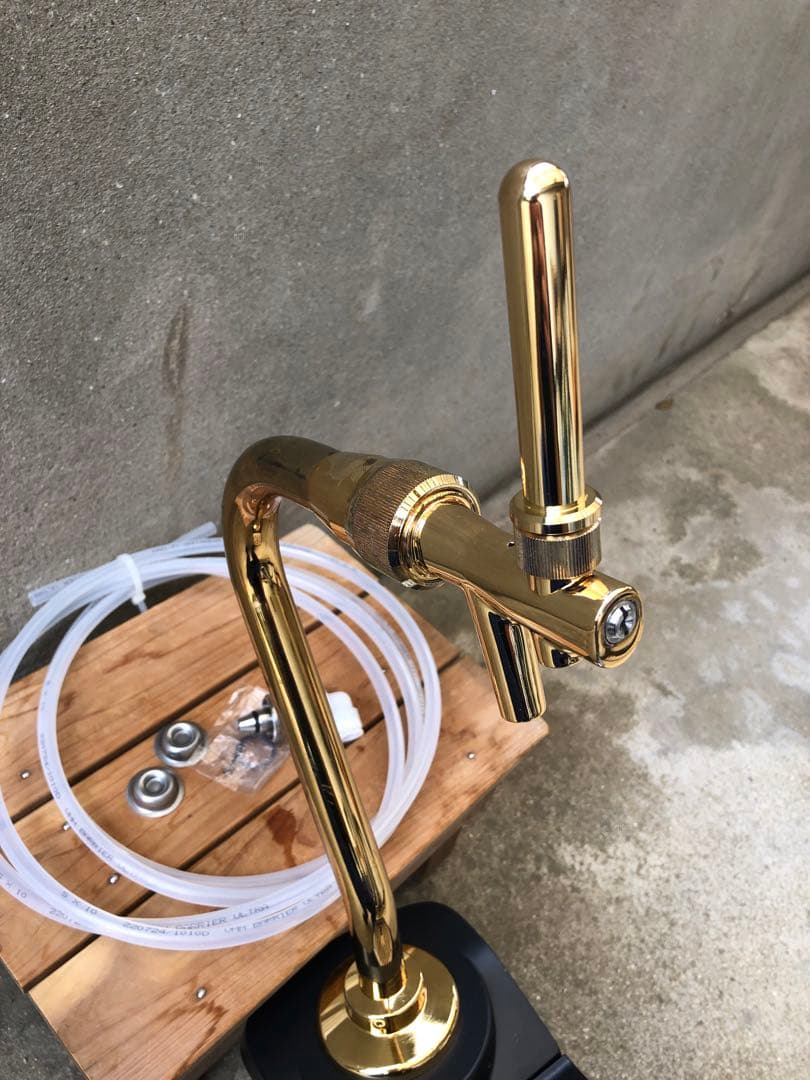 生ビールサーバー用ドラフトタワー　台座付き