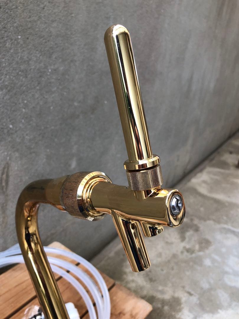 生ビールサーバー用ドラフトタワー　台座付き