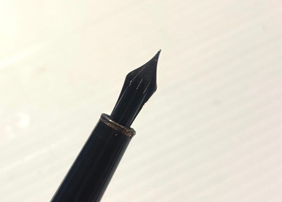 MONT BLANC 万年筆　赤