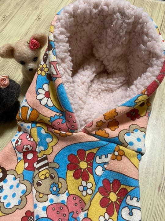 犬服  ラグランフード付き(Ｌ)   ꒡̈⃝Lily꒡̈⃝ハンドメイド