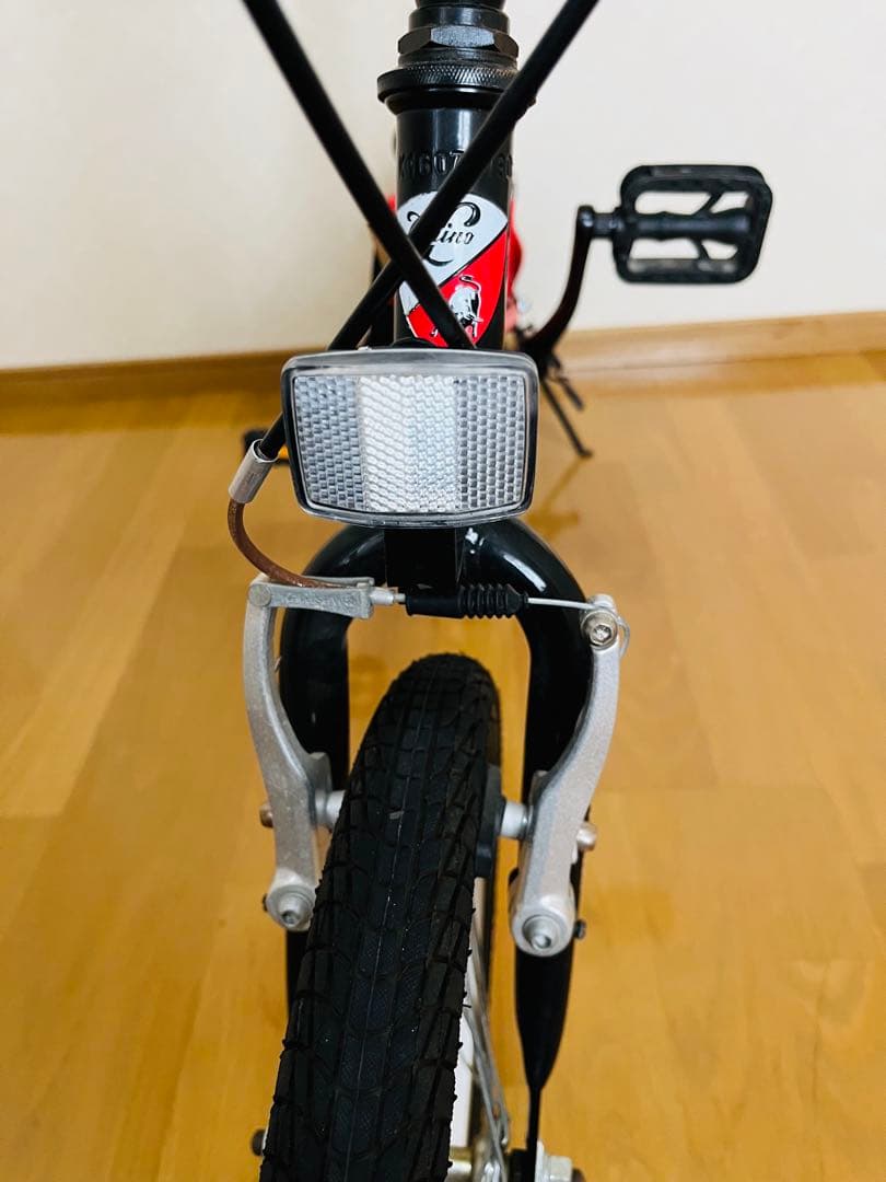 ハナさん専用ランボルギーニトニーノ折り畳み自転車１６インチ