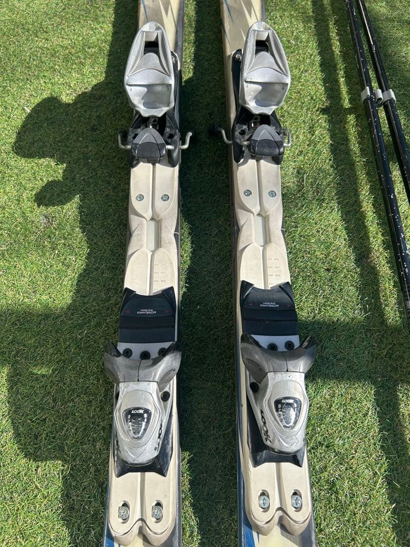 【人気】ダイナスター スキー板 162cmLOOKビンディングHartポール