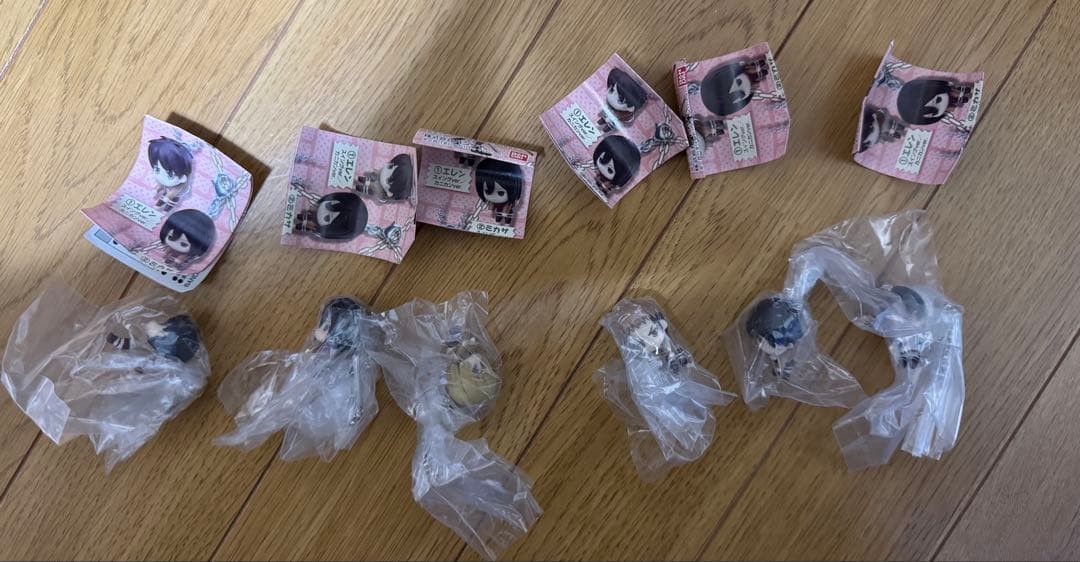 進撃の巨人　つまんでつなげてますこっと　全6種