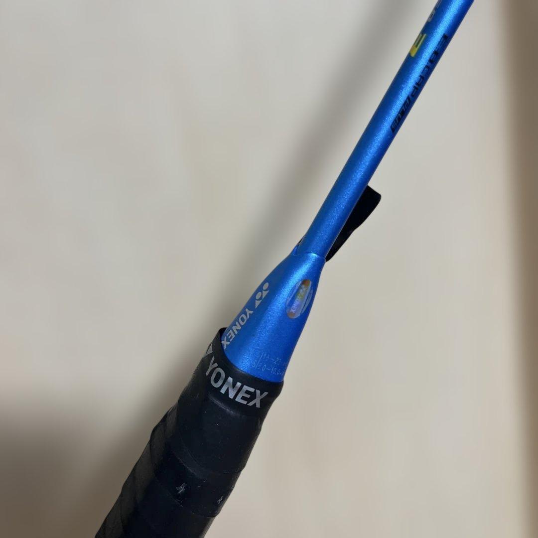ヨネックス　バドミントンラケット　アークセイバー3