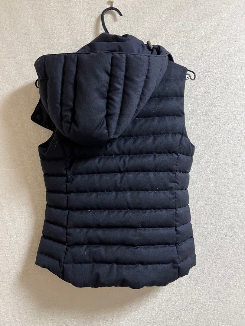 TATRAS フード付きダウンベスト ネイビー