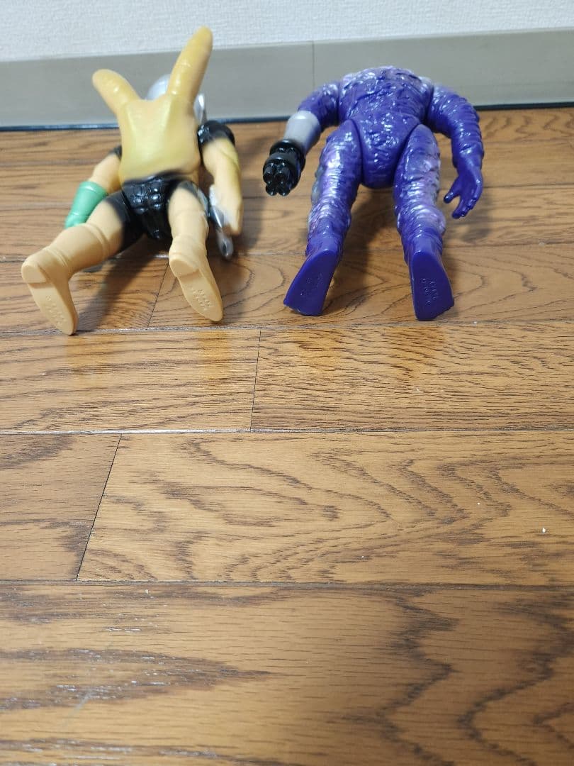 エレガブソフビコロシヤンとプラロイドマンのセット