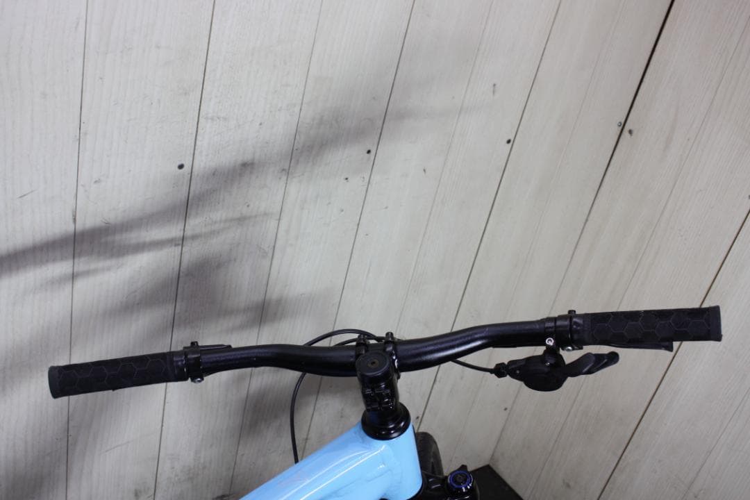 TREKトレック MARLIN 27.5型 1X10S 370mm 油圧式