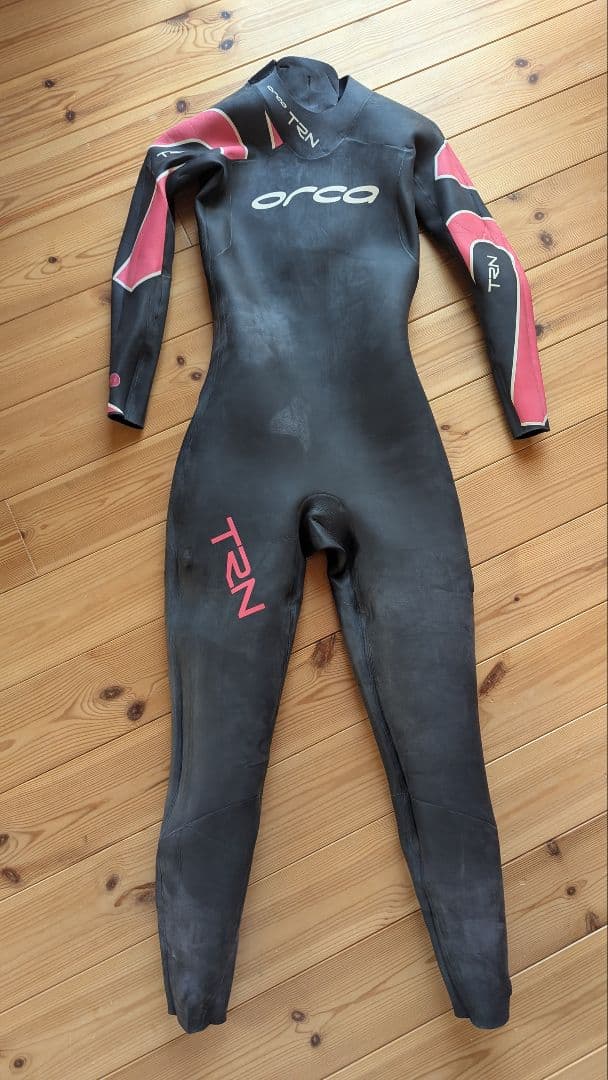 オルカorca レディースSサイズ TRN ウェットスーツ 黒/ピンク