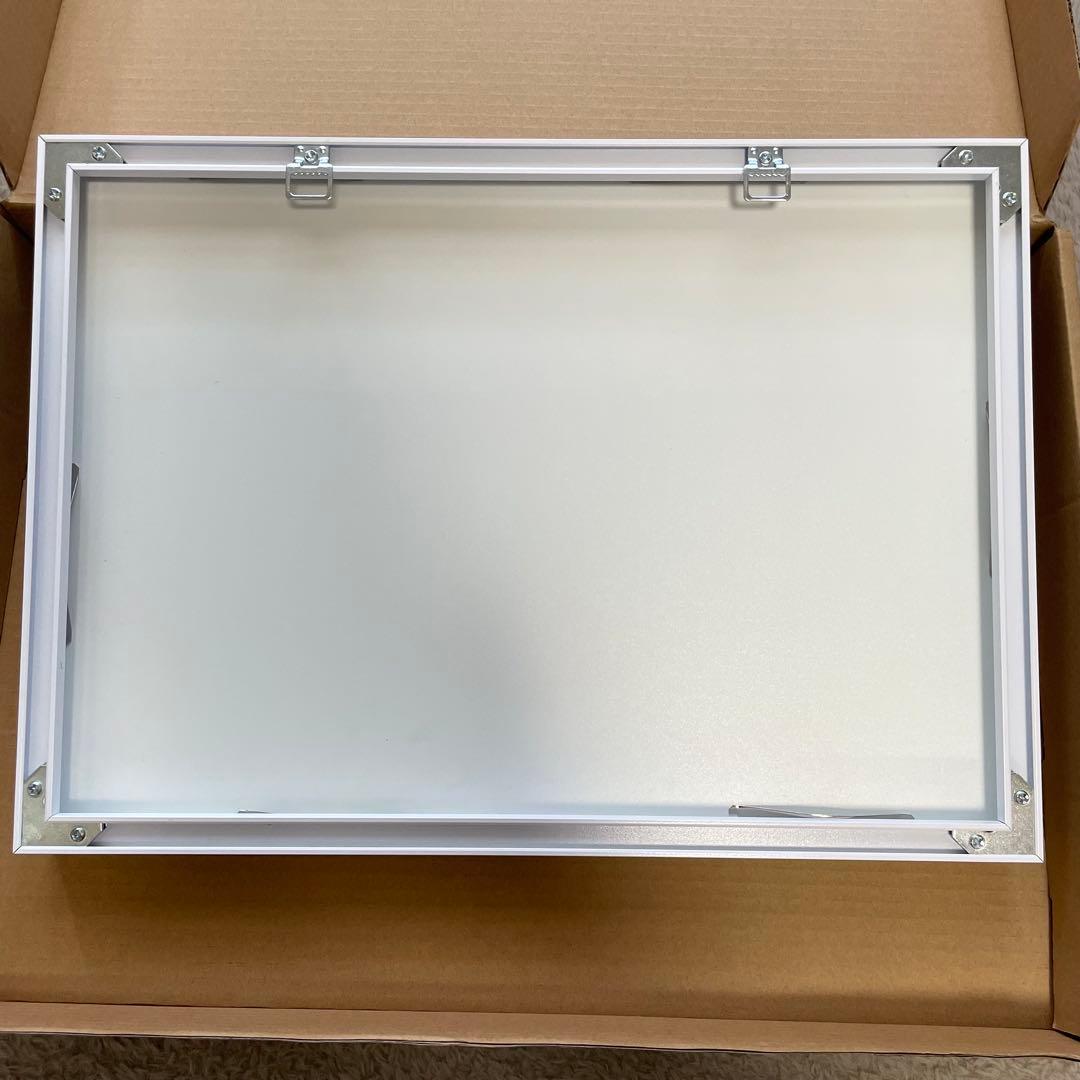 色づく世界の明日から × 白い砂のアクアトープ コラボ 高級アクリルアート