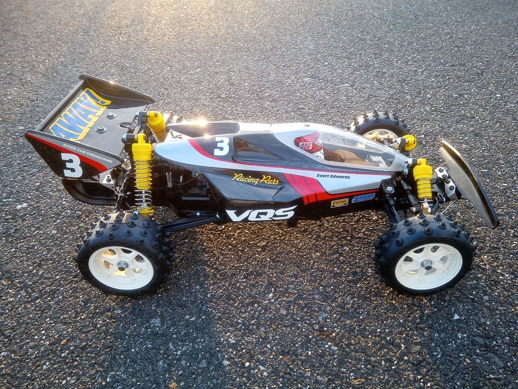 ラジコン VQS　2020　2.4GHz フルセット バンキッシュ　タミヤ　RC