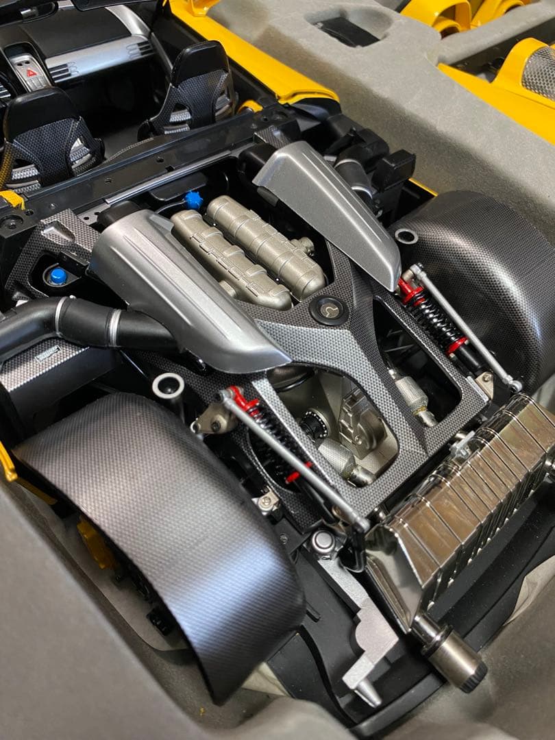 【未組立・美品】タミヤ 1/12 ポルシェ カレラGT イエローバージョン