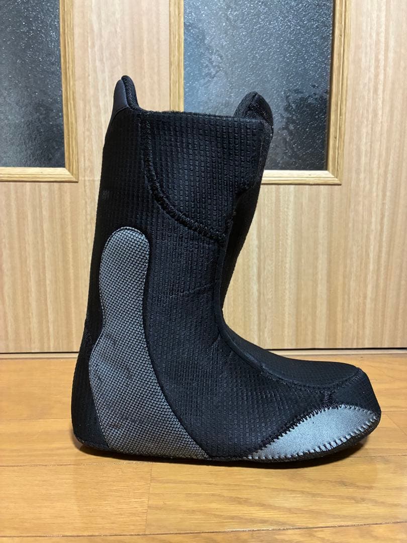 Burton IMPERIAL 27.0(US9) スノーボードブーツ