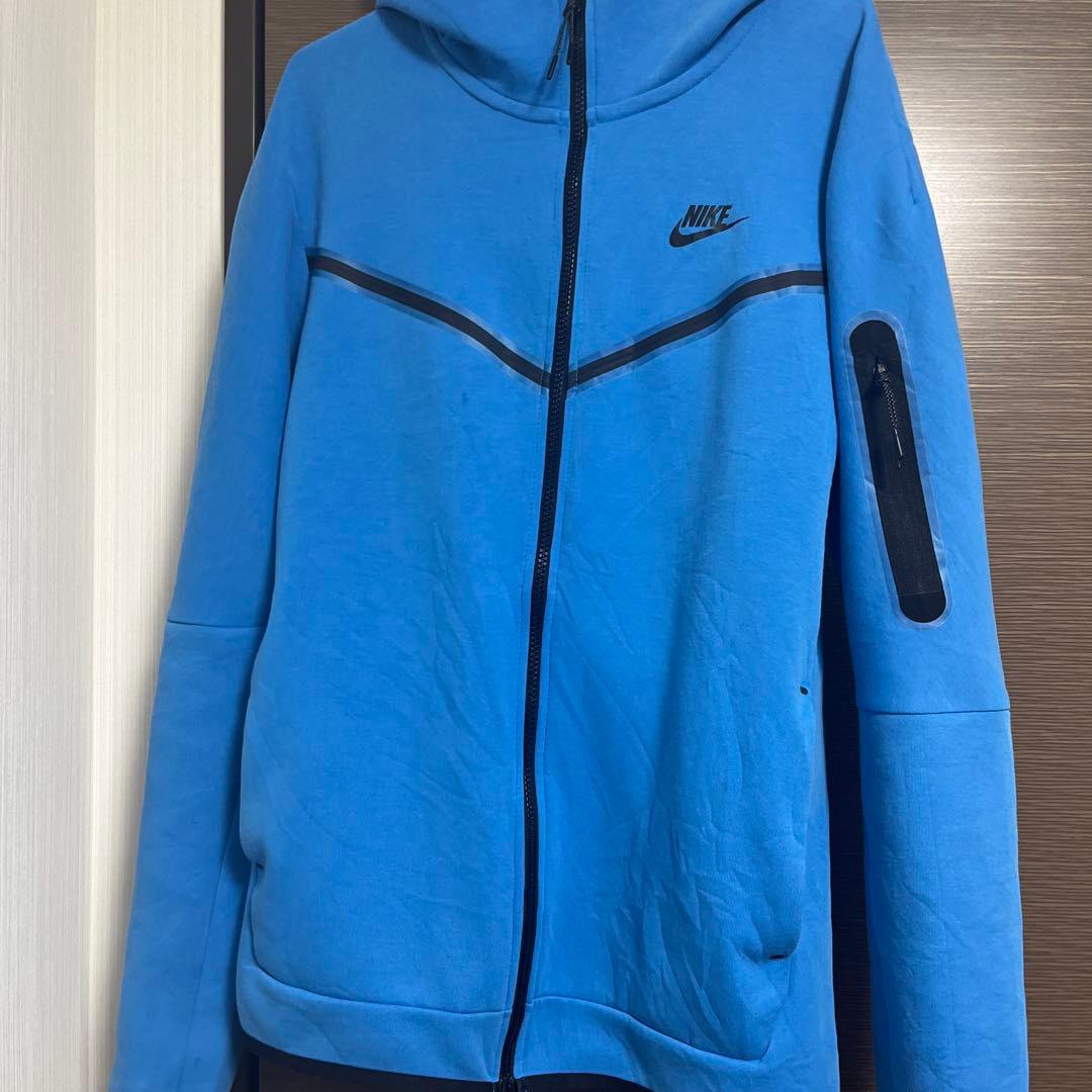 Nike テックフリース
