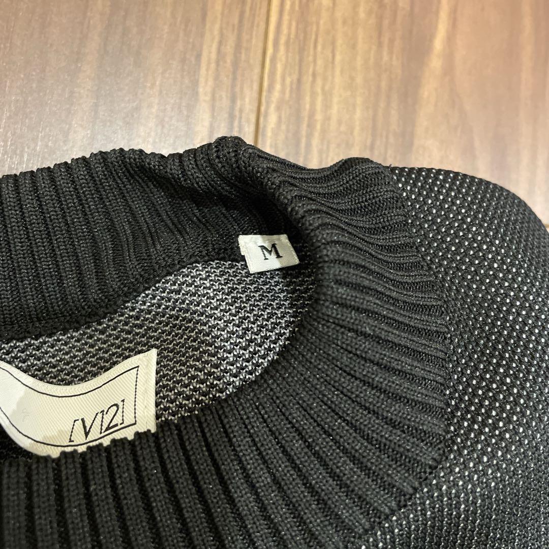 V12 ニット　ディズニー　ミッキー