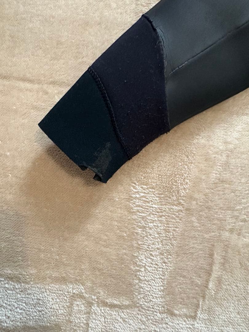 限定値下中★アックスクラッシック セミドライ3ミリ Lサイズ相当