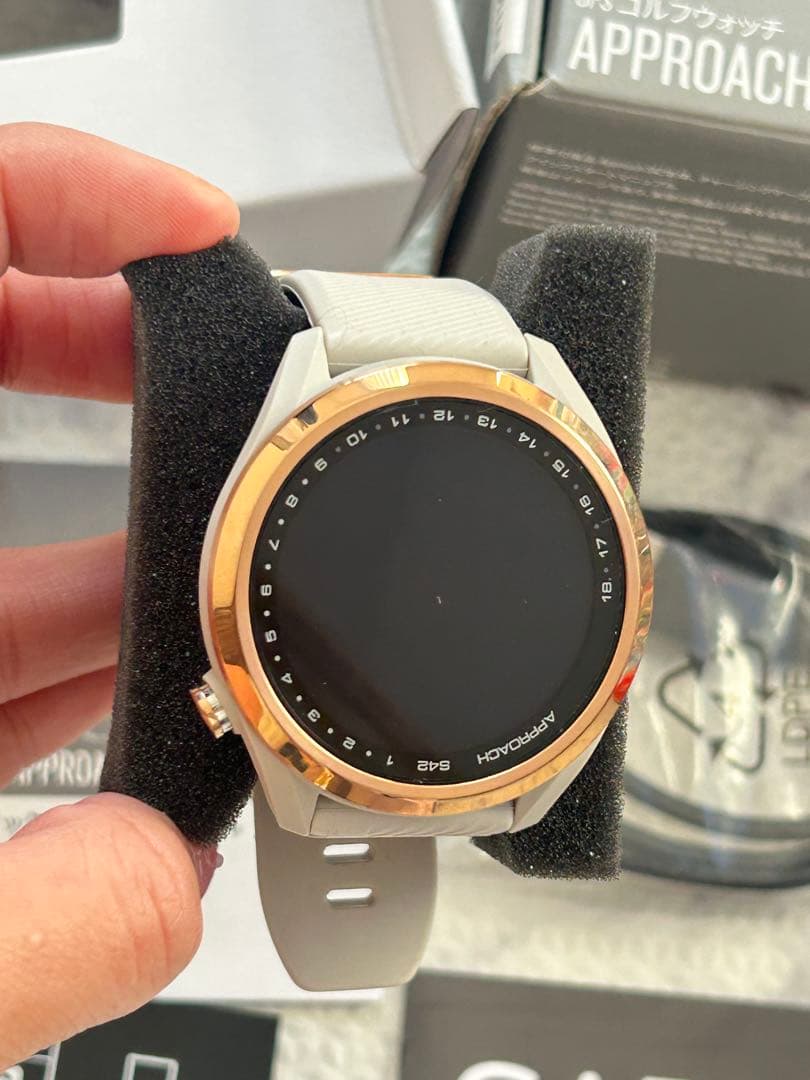 Garmin Approach S42 GPSナビ ホワイト/ゴールド