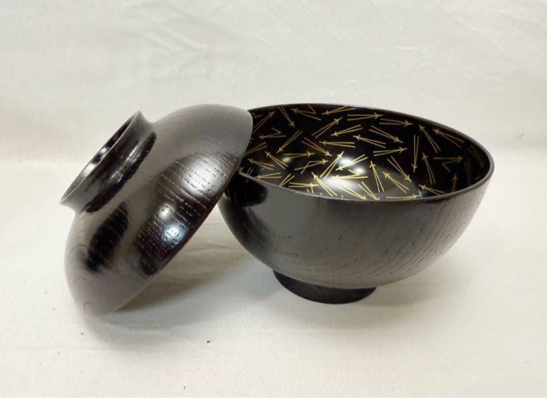 ほぼ未使用 懐石道具 木製黒塗 吸物椀 金彩松葉見返し蒔絵 木箱