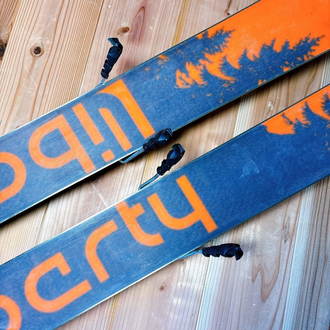 【超美品】 LIBERTY SKIS リバティスキー チロリア 金具付