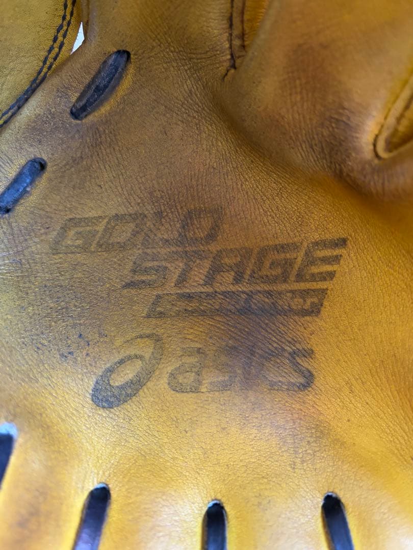 ASICS ゴールドステージ 硬式投手用グローブ