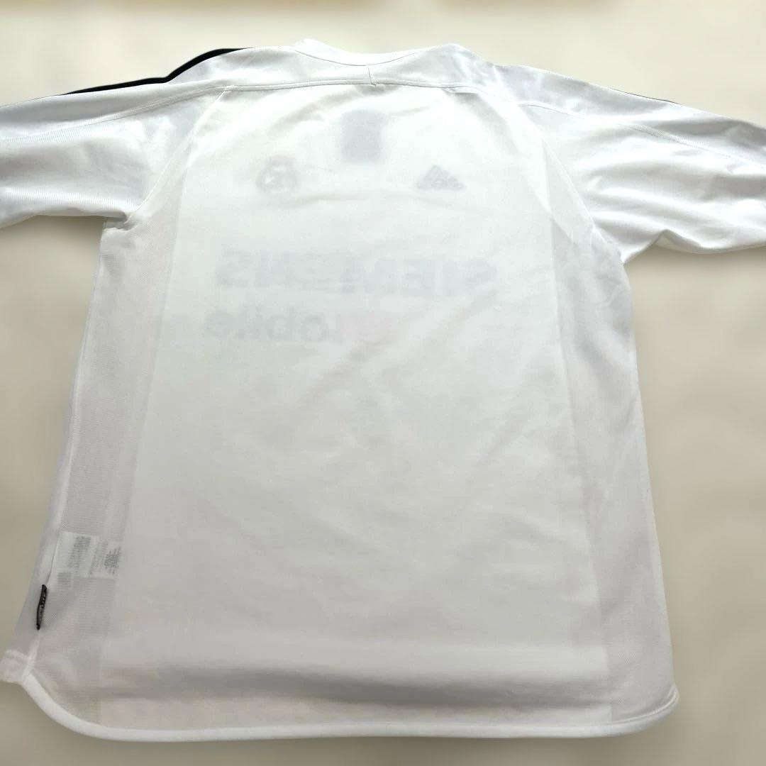 レアルマドリード チャンピオンズリーグモデル　長袖ユニフォーム　マフラー付き