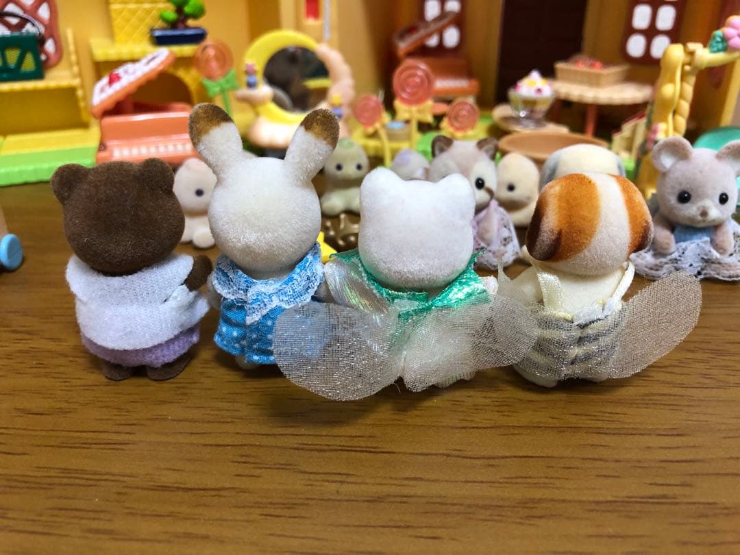 シルバニアファミリーおかしの家 小さな妖精たち 赤ちゃんセット