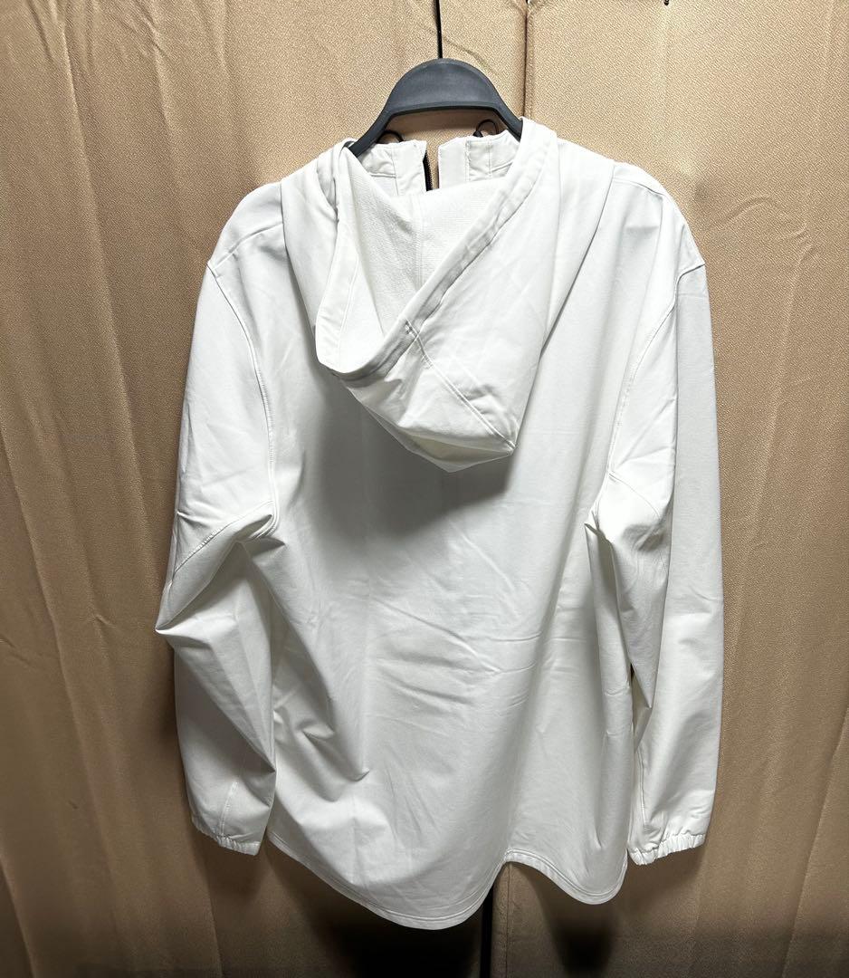 UNDER ARMOUR 防水パーカー 3XL 未使用 白 トレーニング
