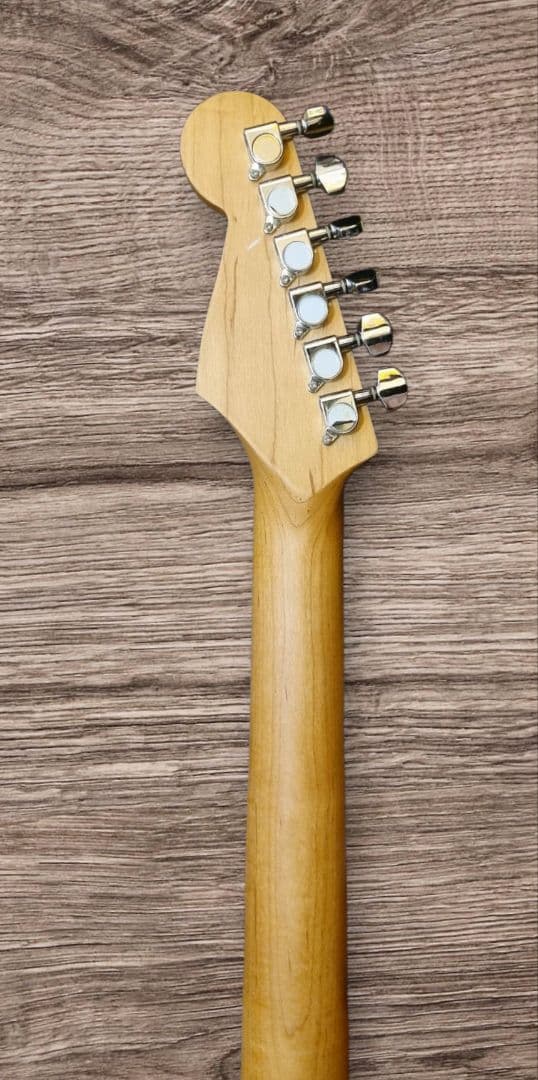 BUSKERS エレキギター サンバースト