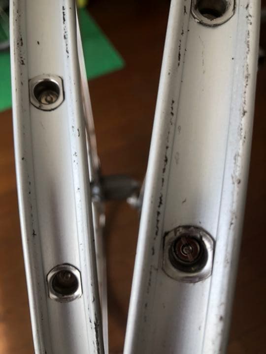 ［ロード］手組ホイール シマノDura-Aceハブ 11速・チューブラー