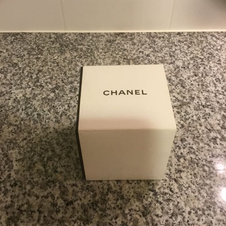 シャネルスノードーム　シャネル　スノードーム