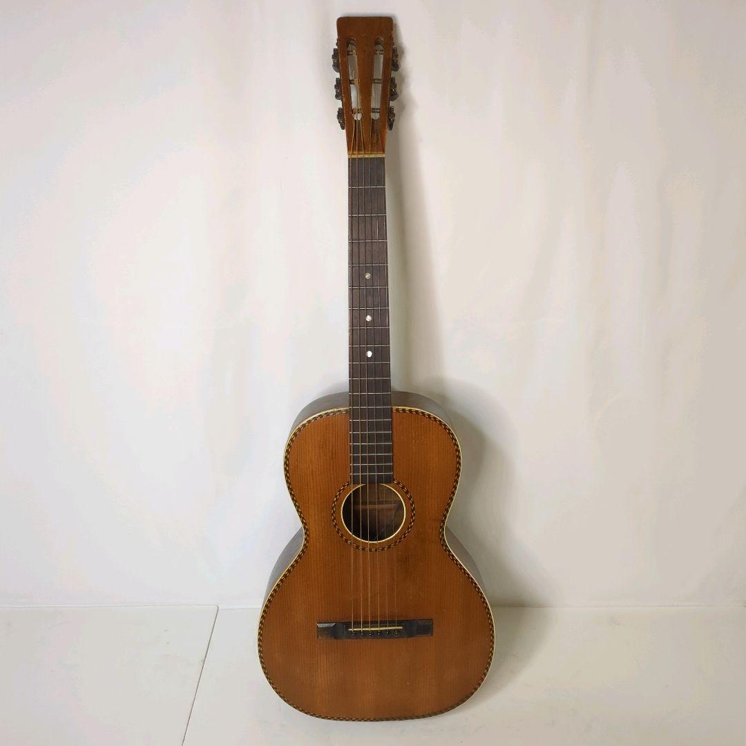 Regal Parlor 1920′-1930′ Acoustic Guitar