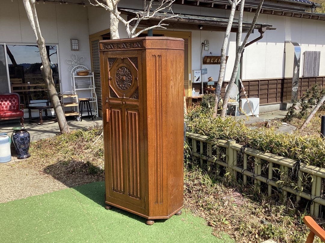 英国　アンティーク　ワードローブ　クローゼット　木製