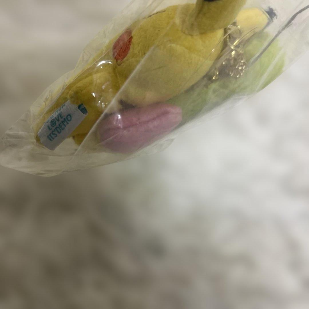 ポケモン　イッツデモ　シェイミ　ピカチュウ　マスコット　ぬいぐるみ