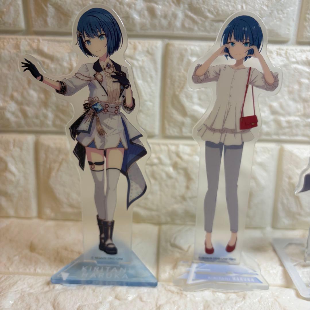 プロジェクトセカイ　桐谷遥　グッズ　アクリスタンド　缶バッチ　フィギュア　引退品