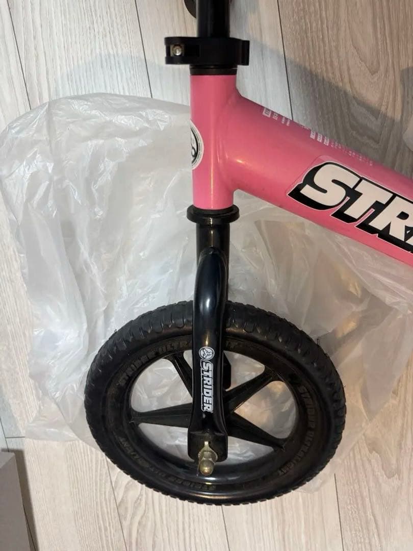 STRIDER ストライダー ピンク バランスバイク