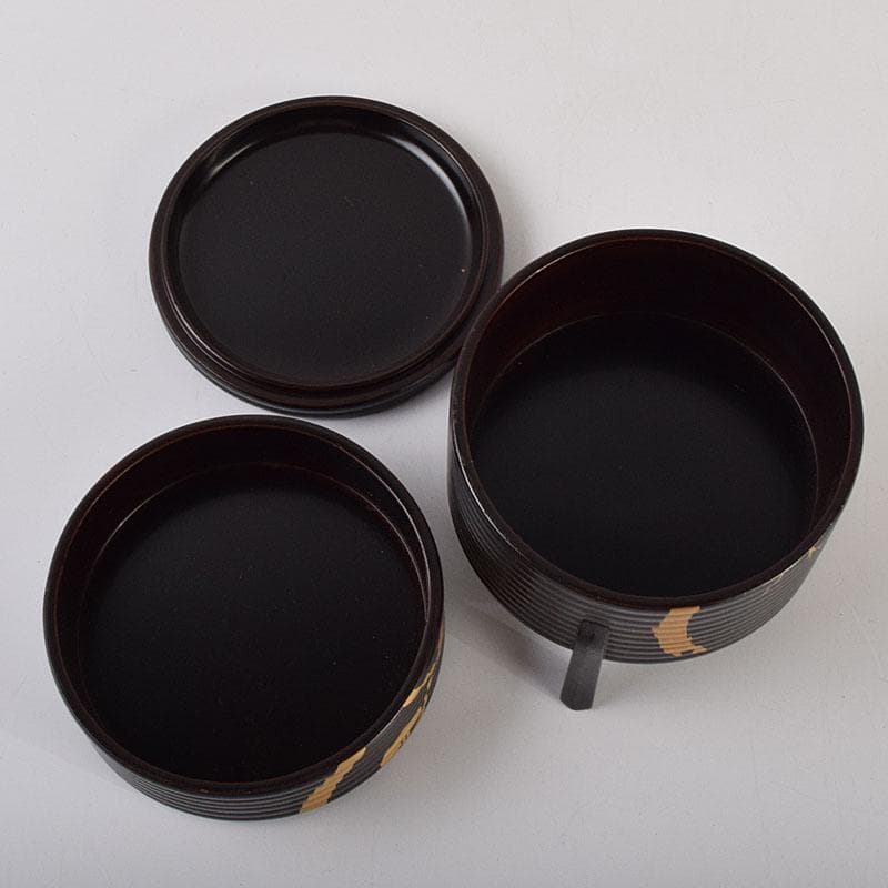 茶道具　黒漆　老松蒔絵　足付に段丸重　重箱　時代箱　C　8893