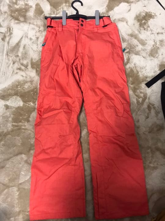 ウィンタースポーツ用ウェア上下とゴーグル