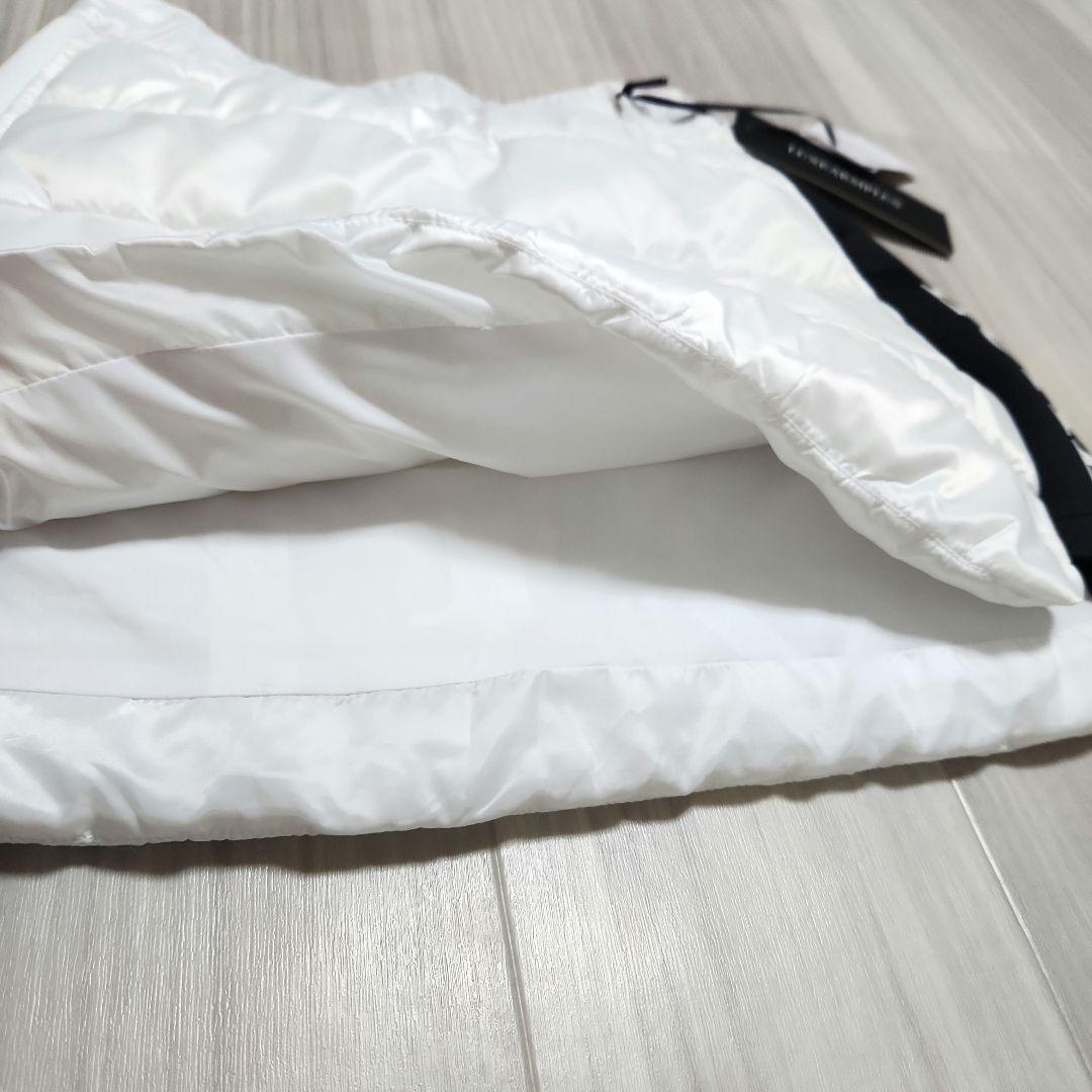 新品未使用☆LUXEAKMPLUS☆ゴルフサイドロゴ中綿セットアップM黒白