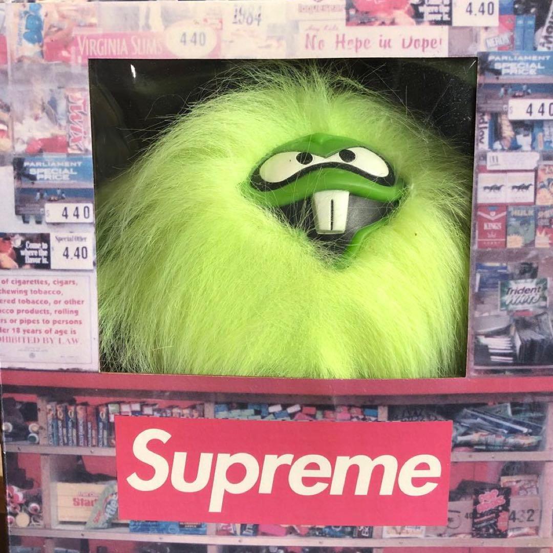 Supreme カマチョ　フィギュア