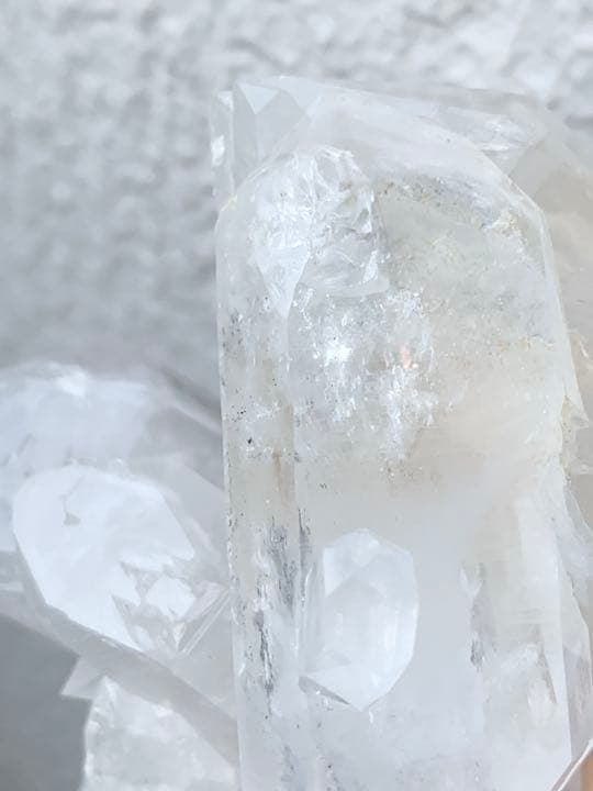 天然石　チタニウムインクォーツ　原石　クラスター　A68