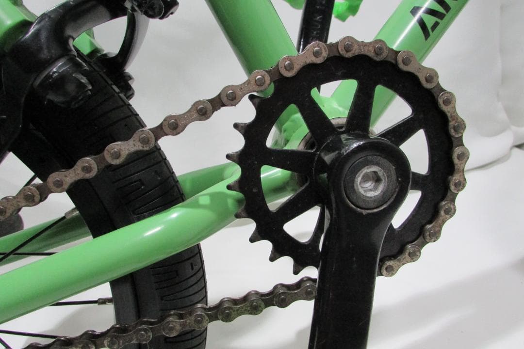 -送料込- BMX フラット ARES STN 16”