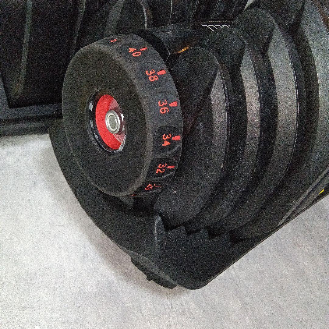 DUMBBELL 可変式ダンベル 40kg 17段階調整　1つ分①