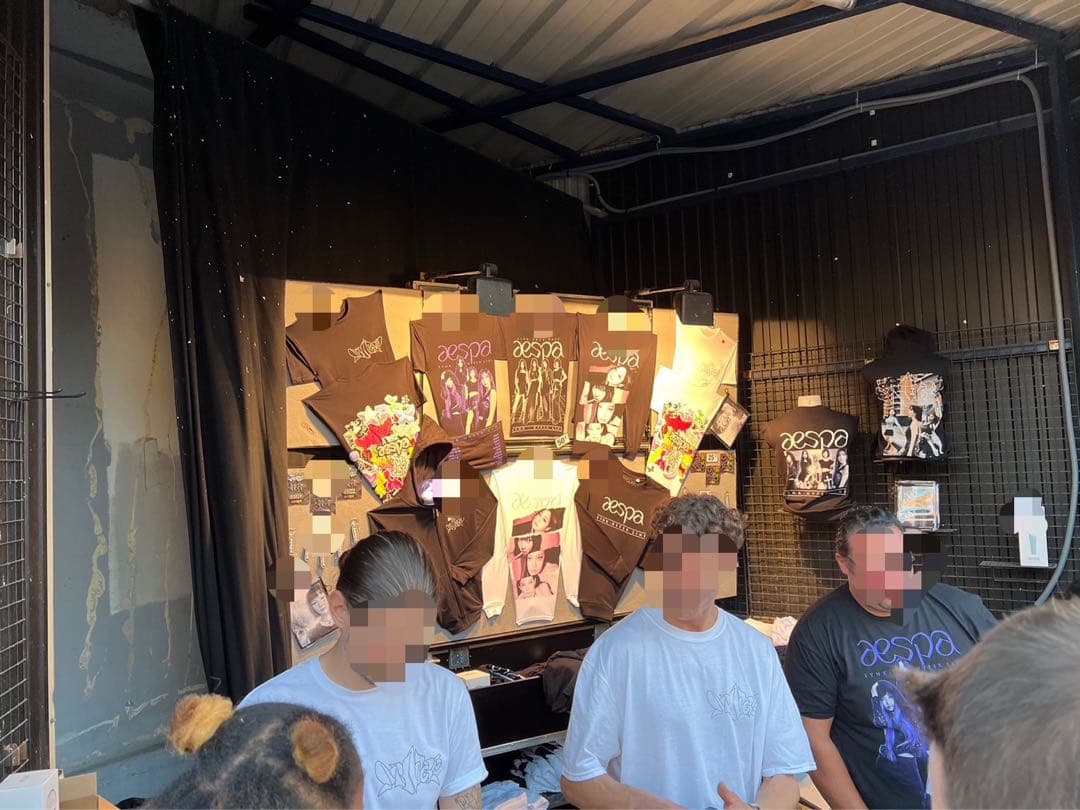 【フランス限定】aespaパリ公演限定 新品未使用ライブTシャツ(Lサイズ)