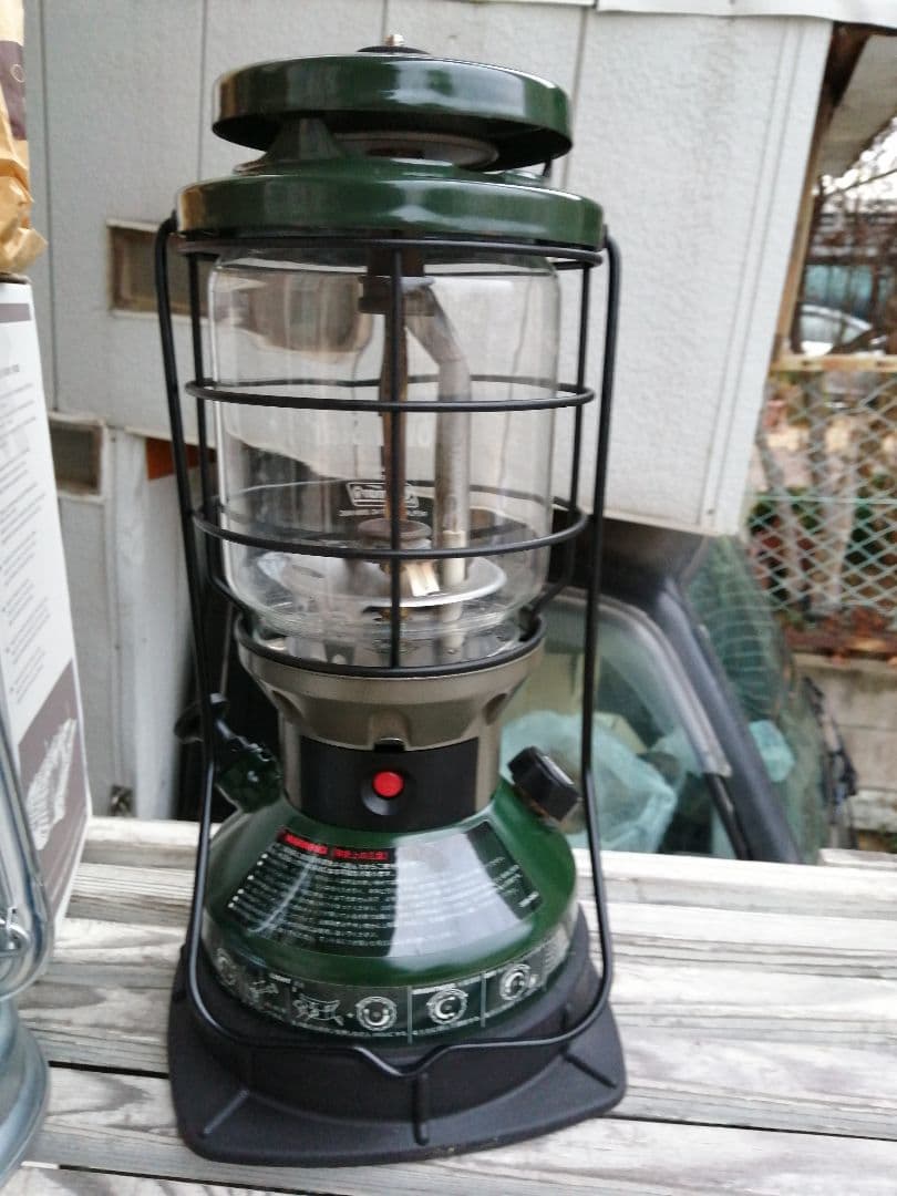 ランタン3台セット　Coleman・真鍮製Butterfly・FEUERHAND