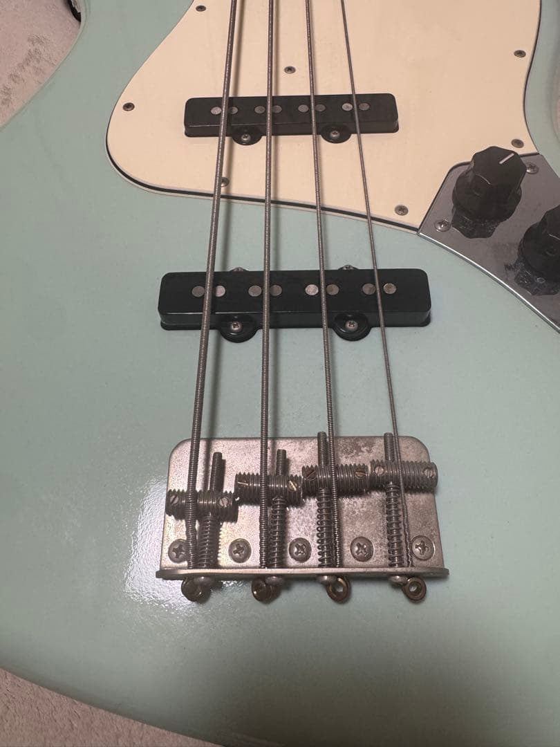 Edwards エレキベース ミントグリーン ストラップ付き